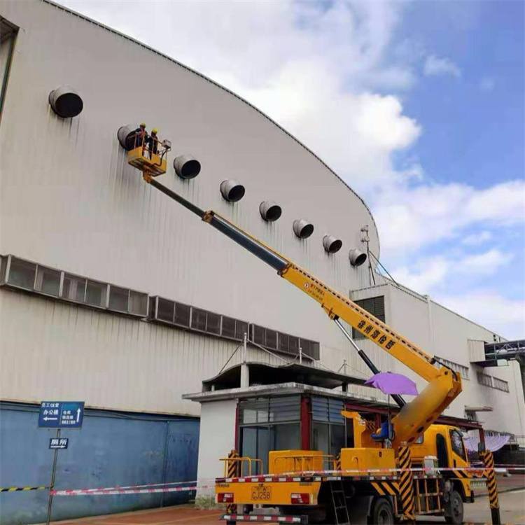 上饶广丰高空作业车出租服务：专业广告牌安装解决方案