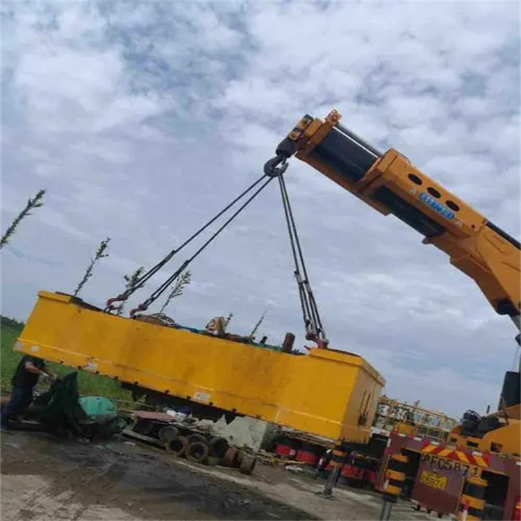 上饶广丰随车吊吊集装箱怎么吊